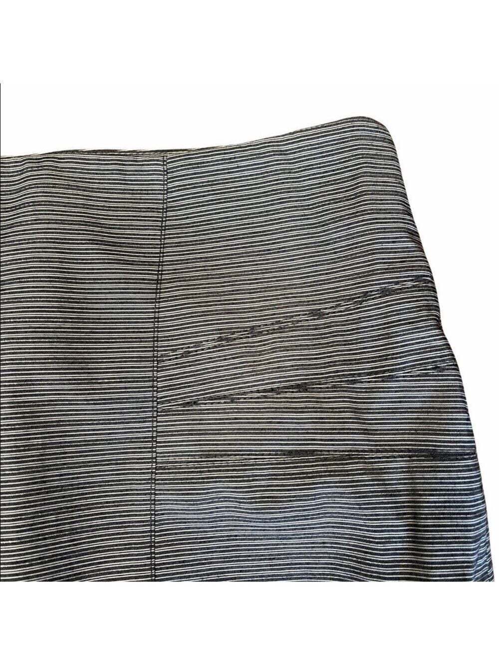 Bianca Nygard Women’s Striped Pencil Skirt with Metallic Thread Pleated … - Picture 3 of 8